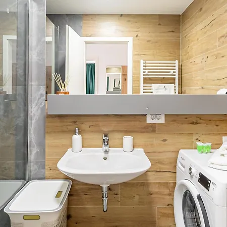 Cozy Premium - Coresi Mall Braşov