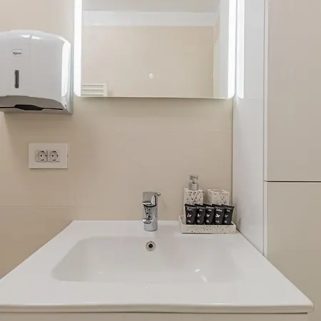 Cozy Premium - Coresi Mall Braşov