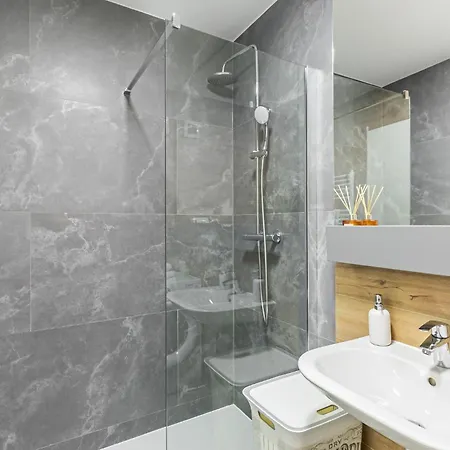 Apartamento Cozy Premium - Coresi Mall Braşov