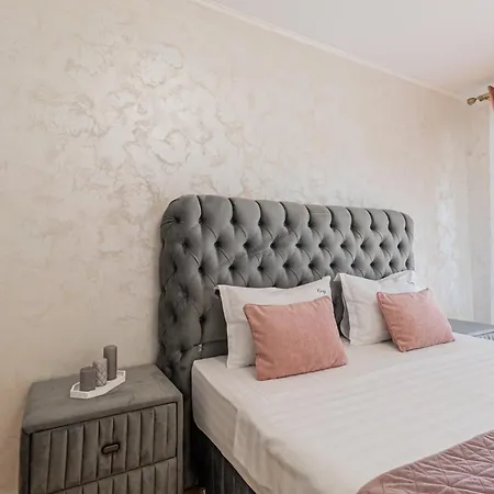 Cozy Premium - Coresi Mall Апартаменты Брашов