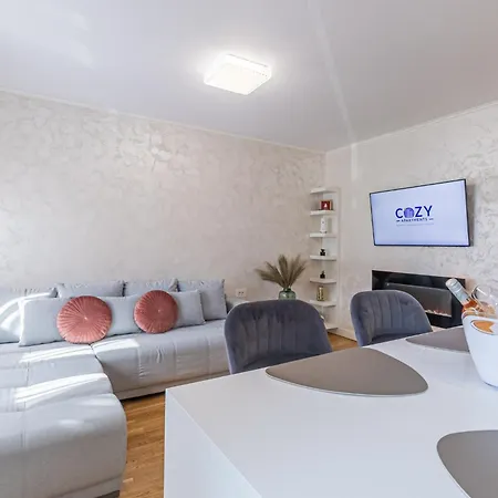 Cozy Premium - Coresi Mall