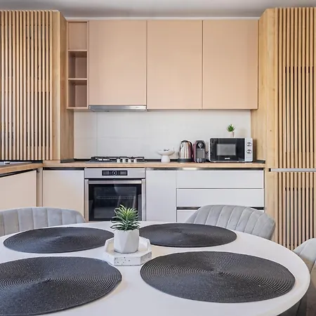 Apartamento Cozy Premium - Coresi Mall Braşov