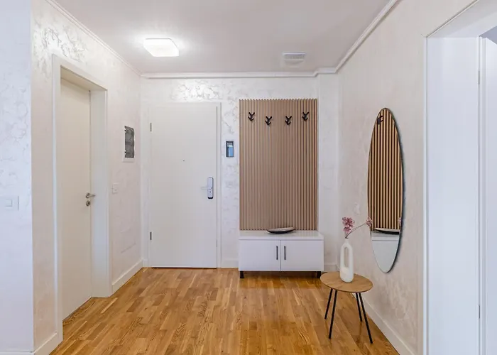 Cozy Premium - Coresi Mall