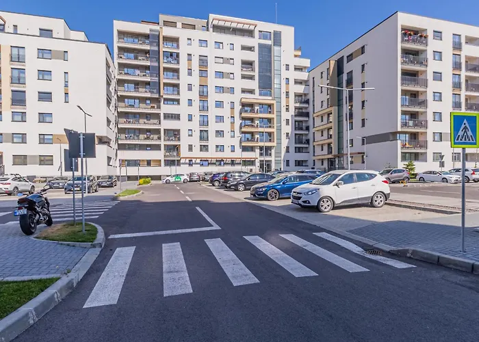 Cozy Premium - Coresi Mall Апартаменты