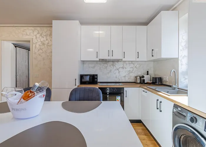 Cozy Premium - Coresi Mall Appartement *